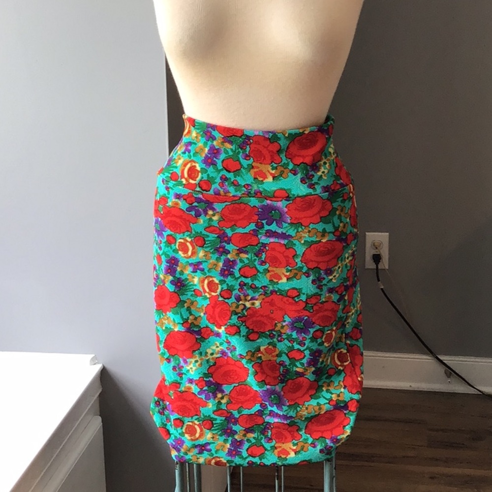 Lularoe S Cassie pencil skirt, turquoise/r…